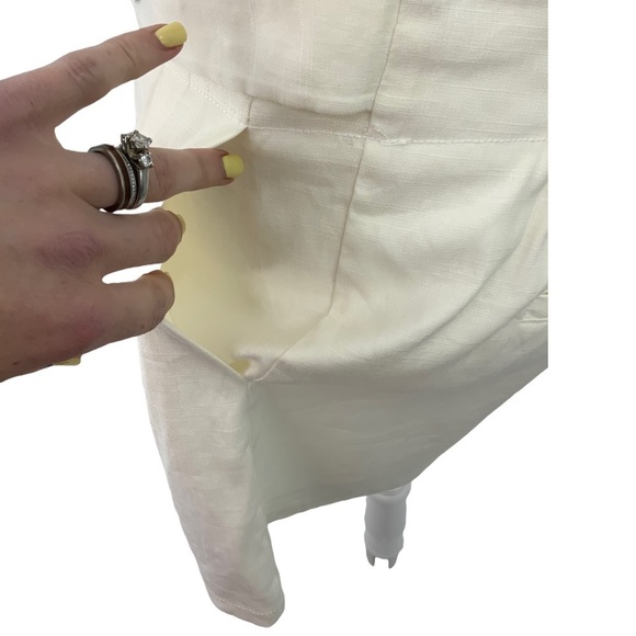 Veronica Beard High Waisted Linen Blend Cream Color Shorts D4 - Picture 6 of 10